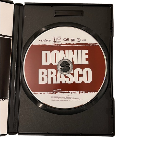 Donnie Brasco DVD with Al Pacino and Johnny Depp - Picture 2 of 2